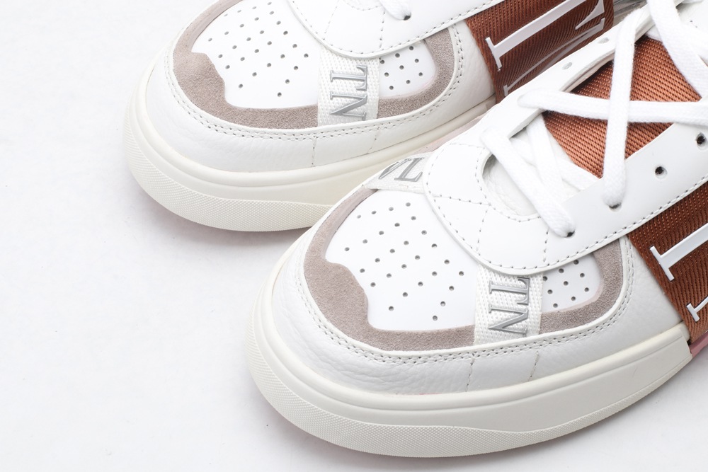 VA1ENTIN0 sneaker
